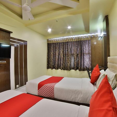 Capital O Kalash Residency Ahmedabad Exterior photo